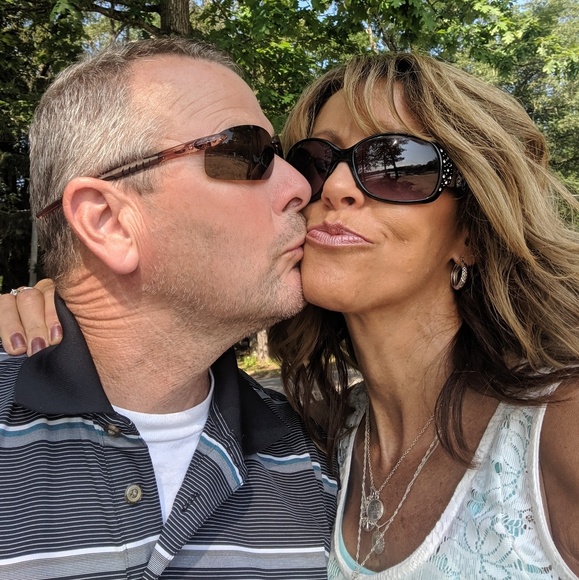 Lots of great deals! - Picture 3 of 9